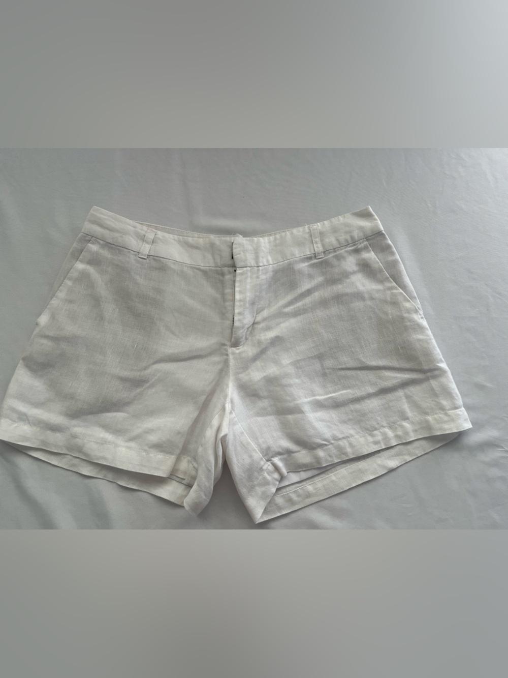 Carol Little Women’s White 100% Linen Flat Front Shorts Size 6 Classic Summer